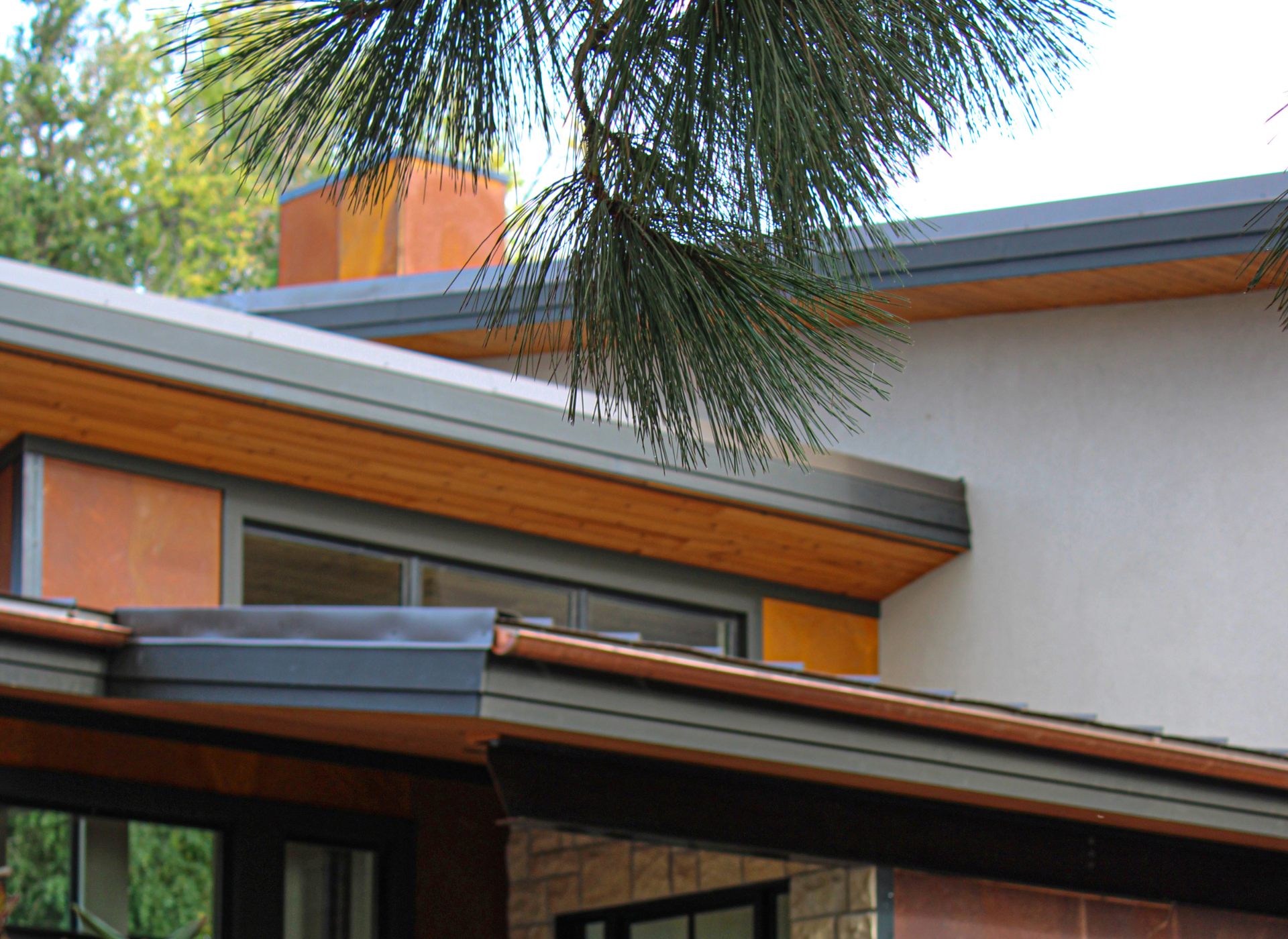 1920x1400 - Greenbelt Residence 8